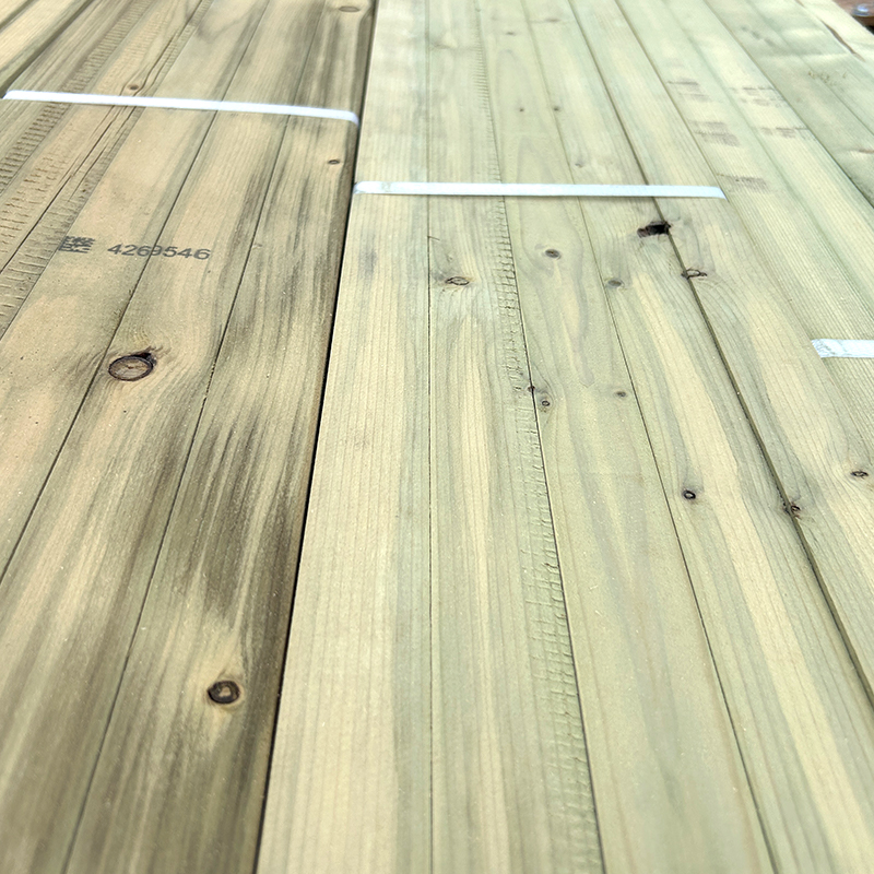 Kayu Dirawat Tekanan Pine