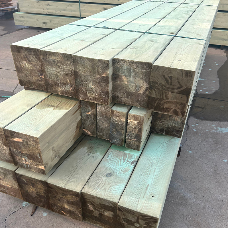 Kayu Dirawat Tekanan Spruce