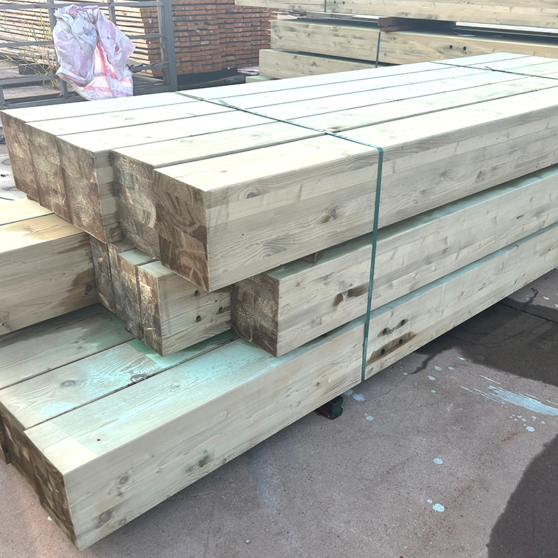 Kayu Dirawat Tekanan Spruce