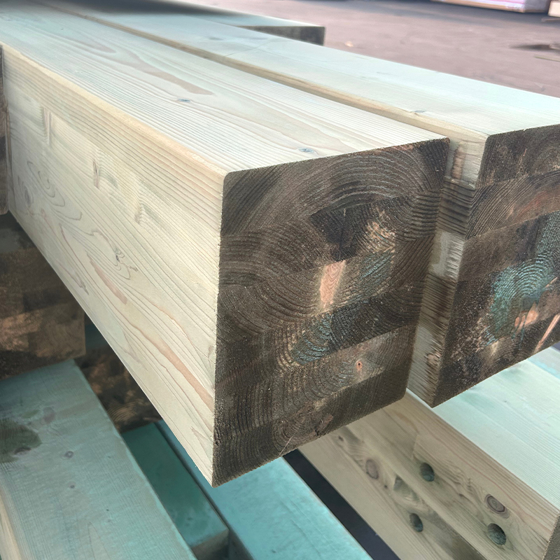 Kayu Dirawat Tekanan Spruce